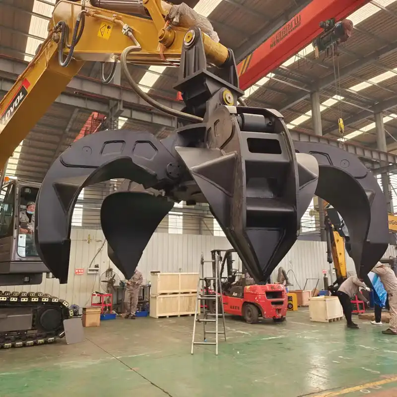 Excavator metal scrap grapples 