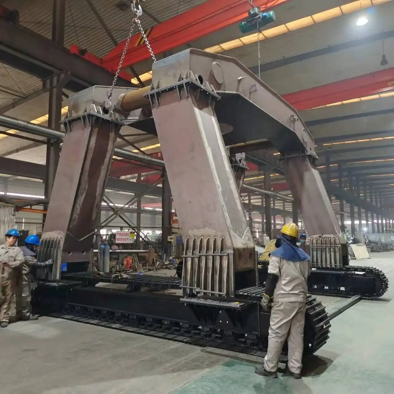 staddle excavator