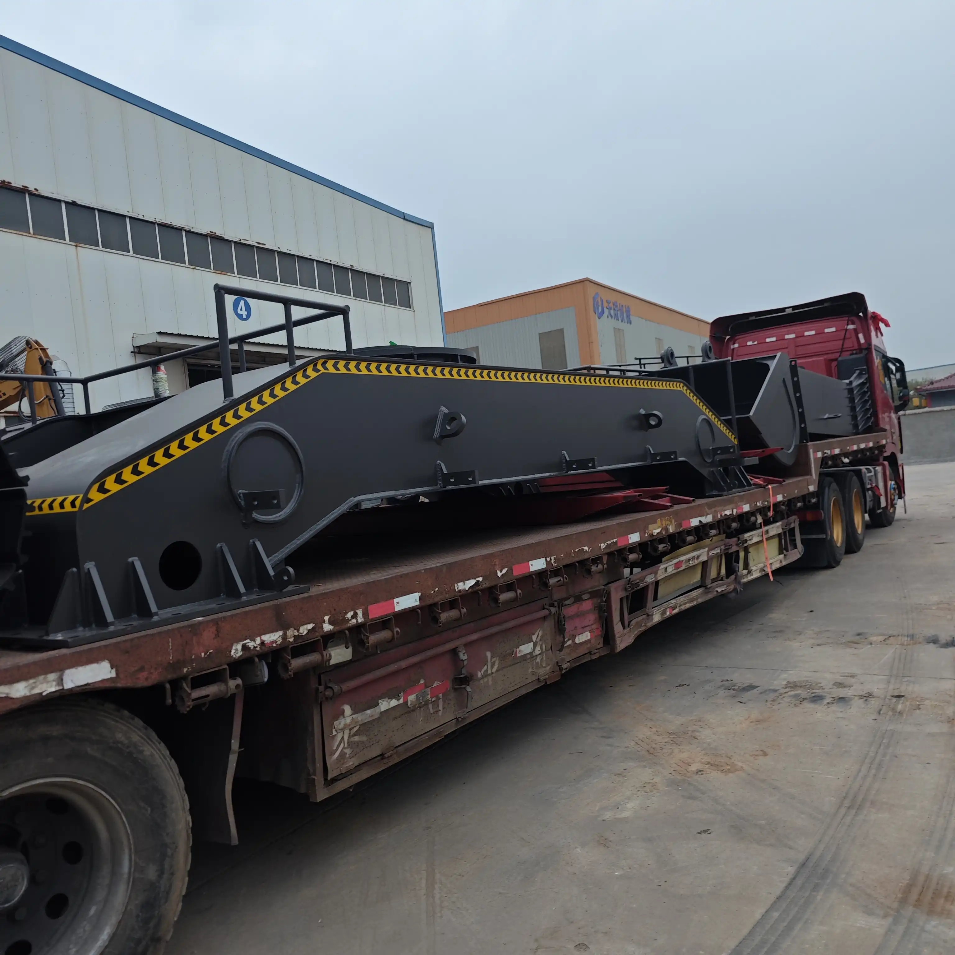 unloading train excavator legs