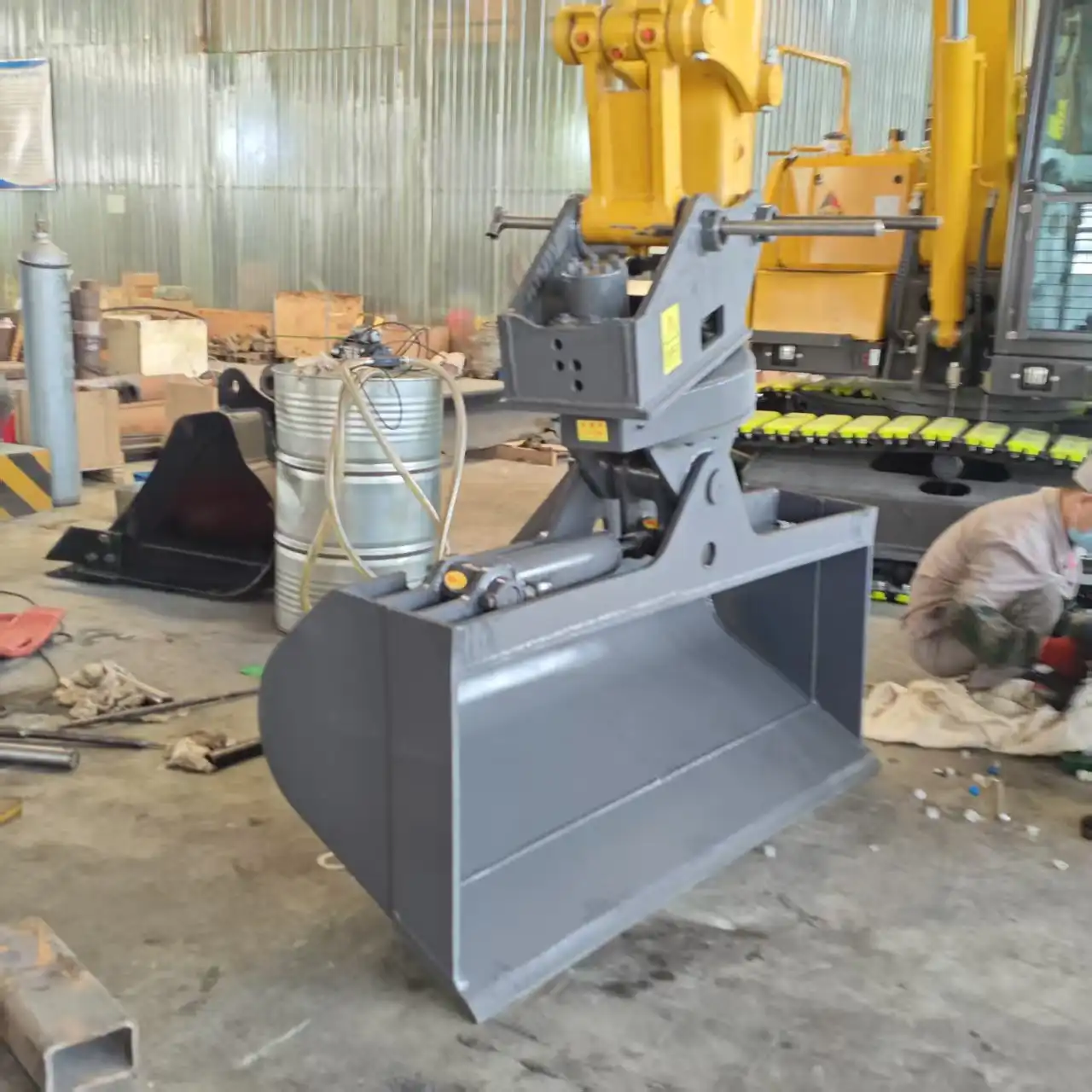 degree roating hydraulic tilt ditching bucket