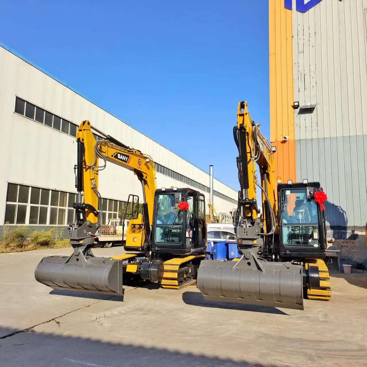 tilt bucket tilt bucket