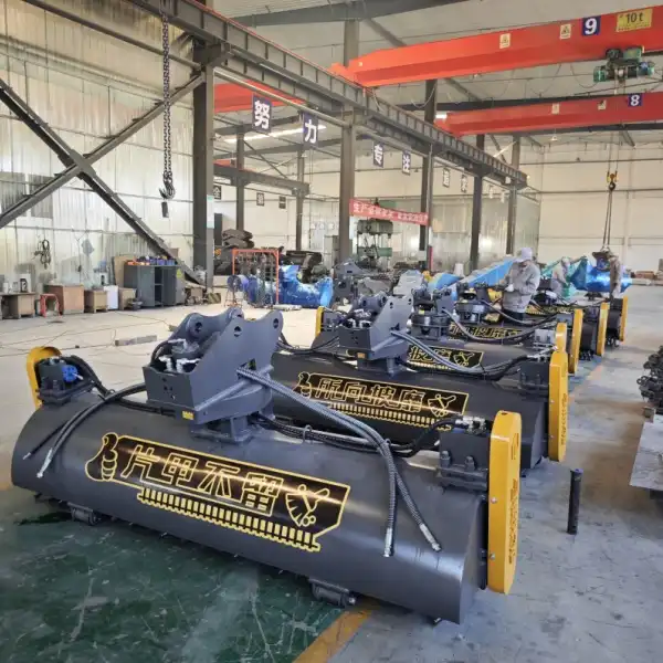  Railway track sweeper 