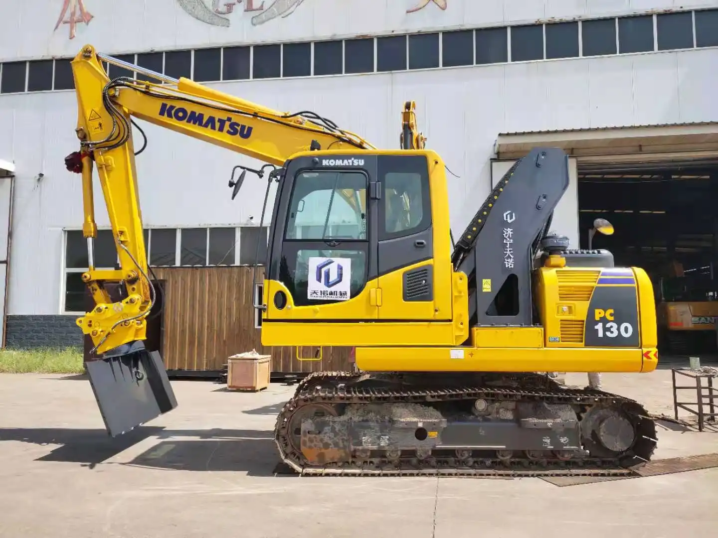 excavator lift cab