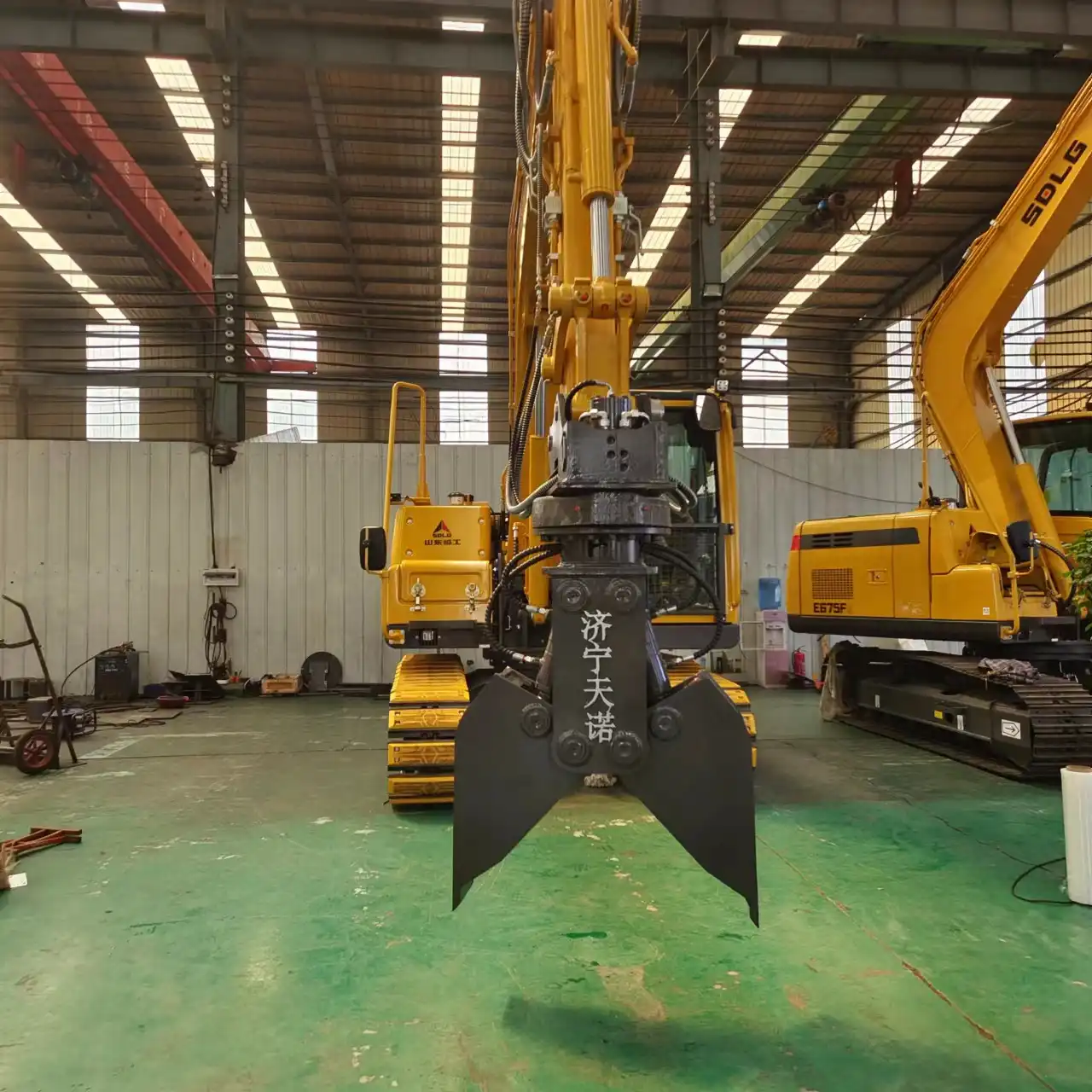 excavator rail clamp