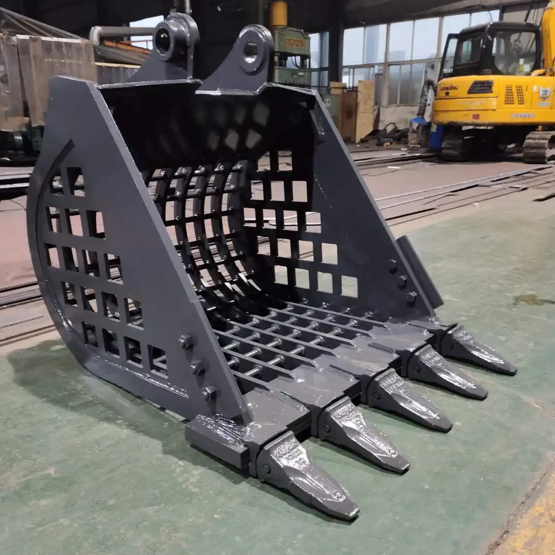 Excavator screening buckets