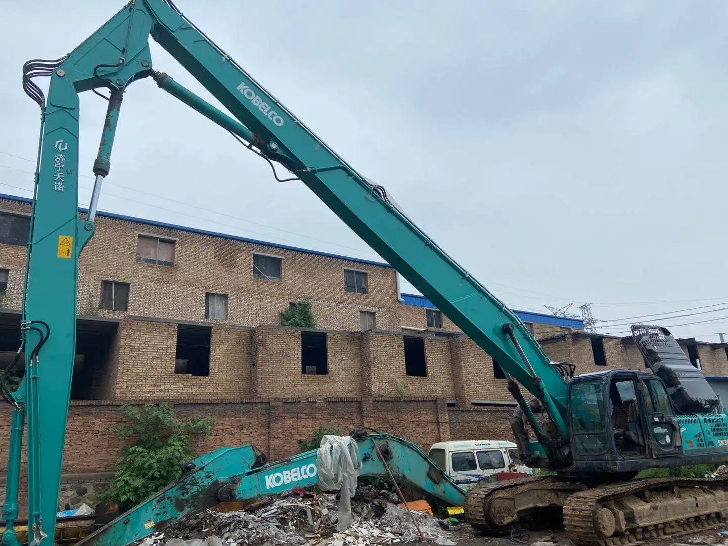 excavator-three-section-demolition-boom excavator-three-section-demolition-boom