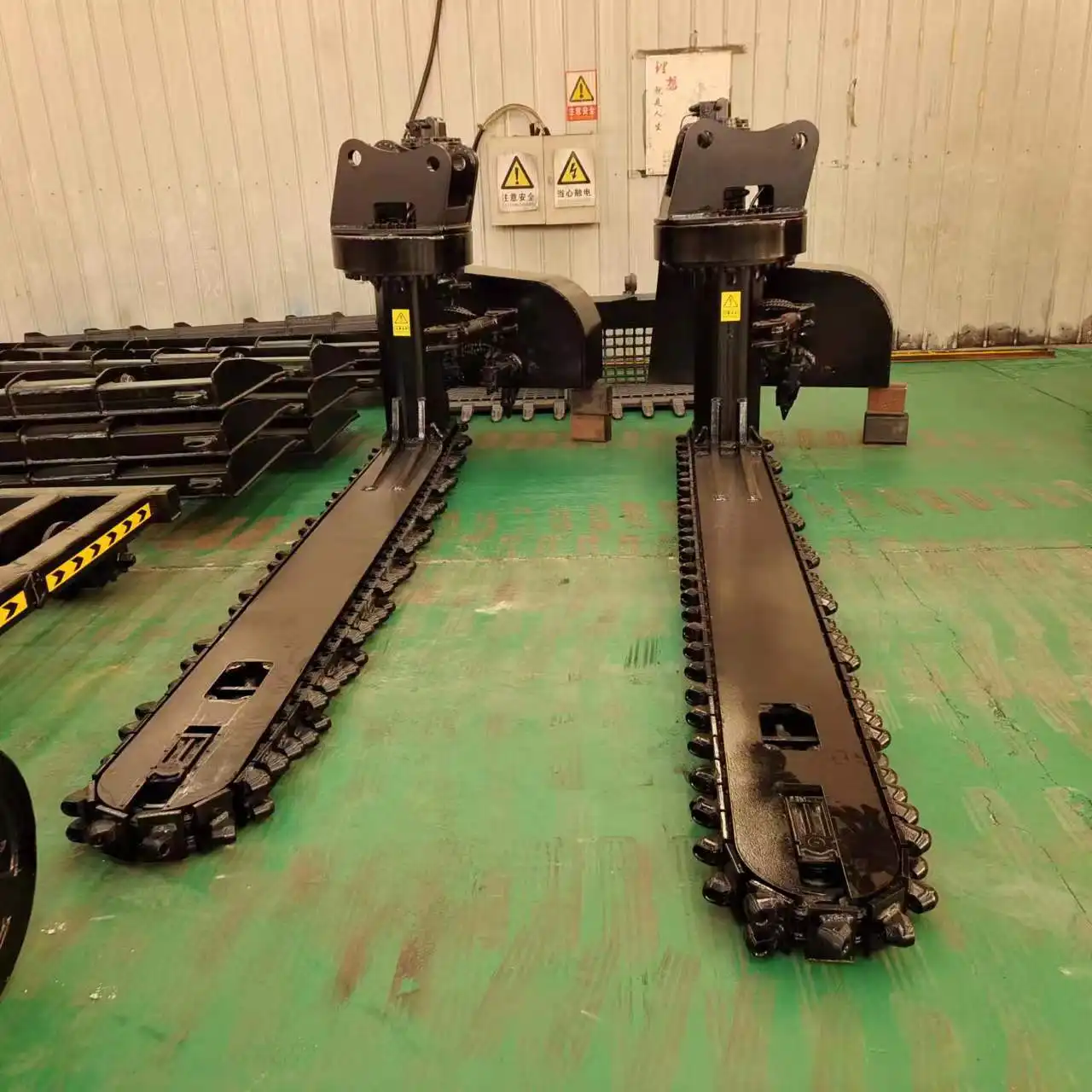 rail-road ballast undercutter excavator