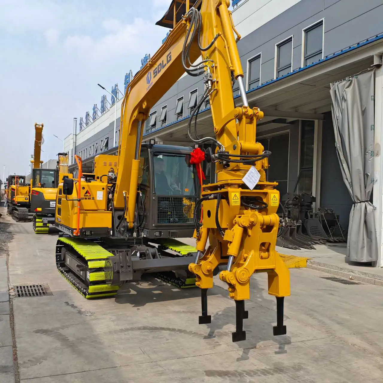Railway maintenance equipment