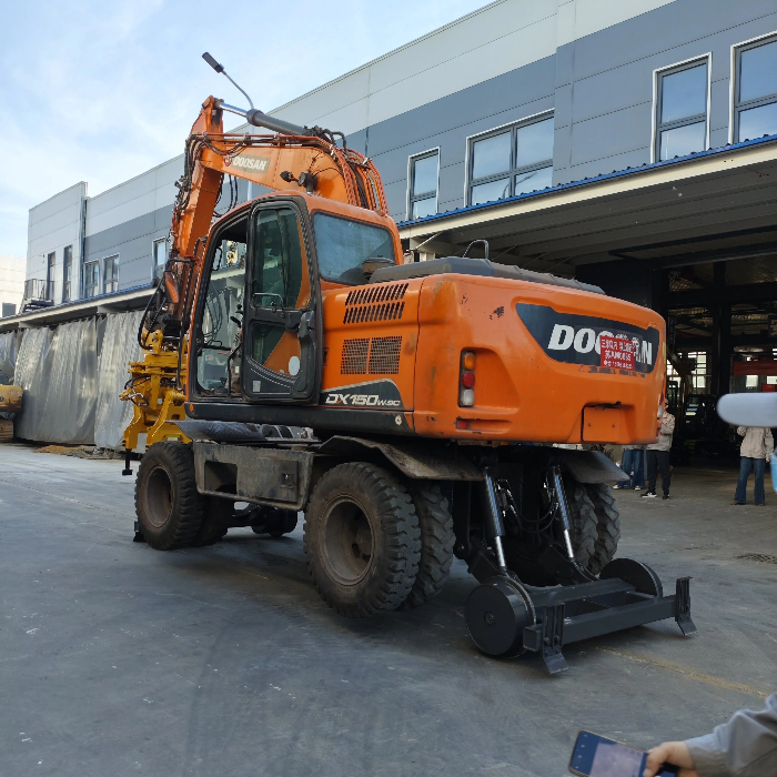 Railway Excavator Railway Excavator
