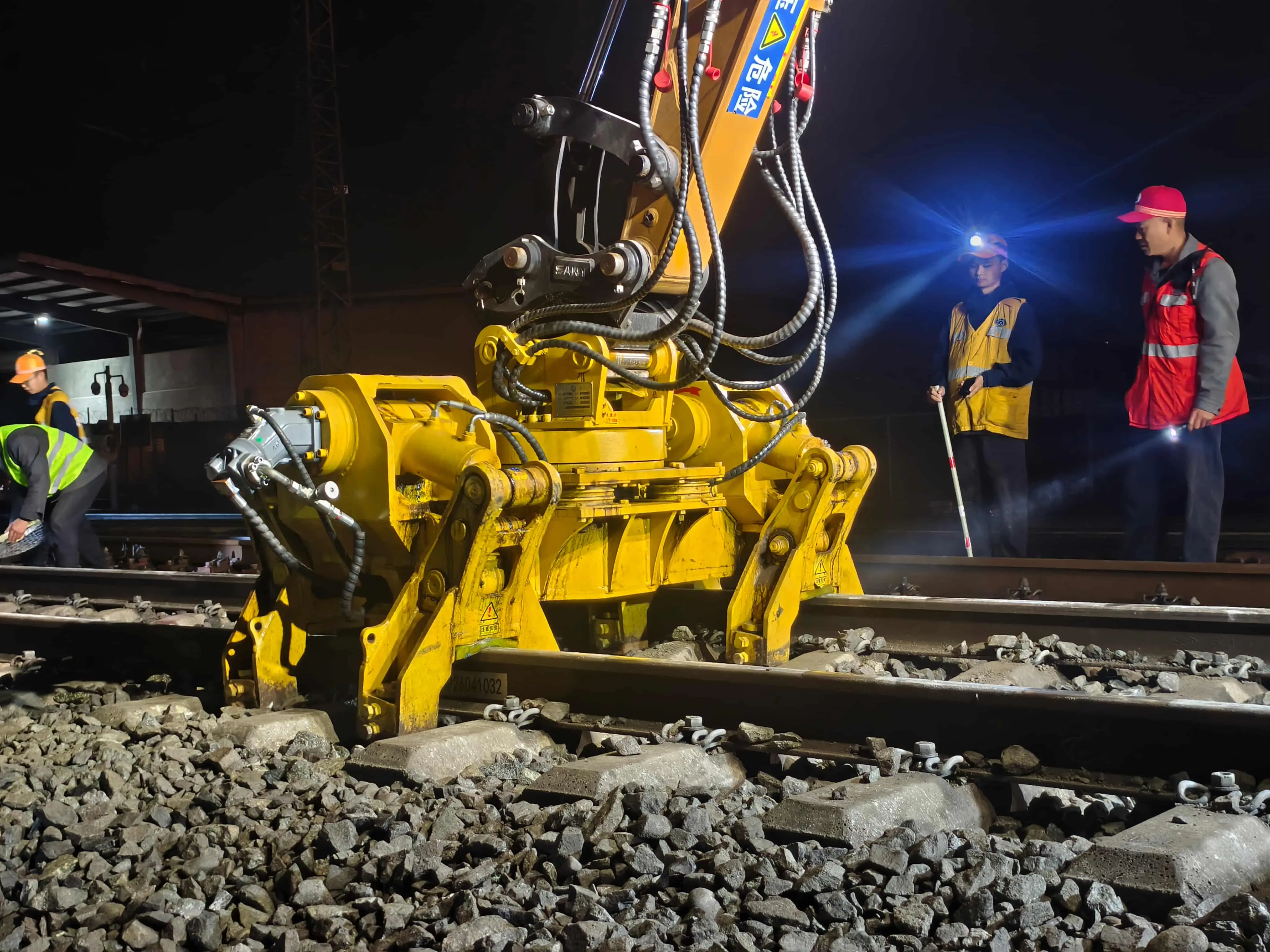 Double-head tamping machine Double-head tamping machine