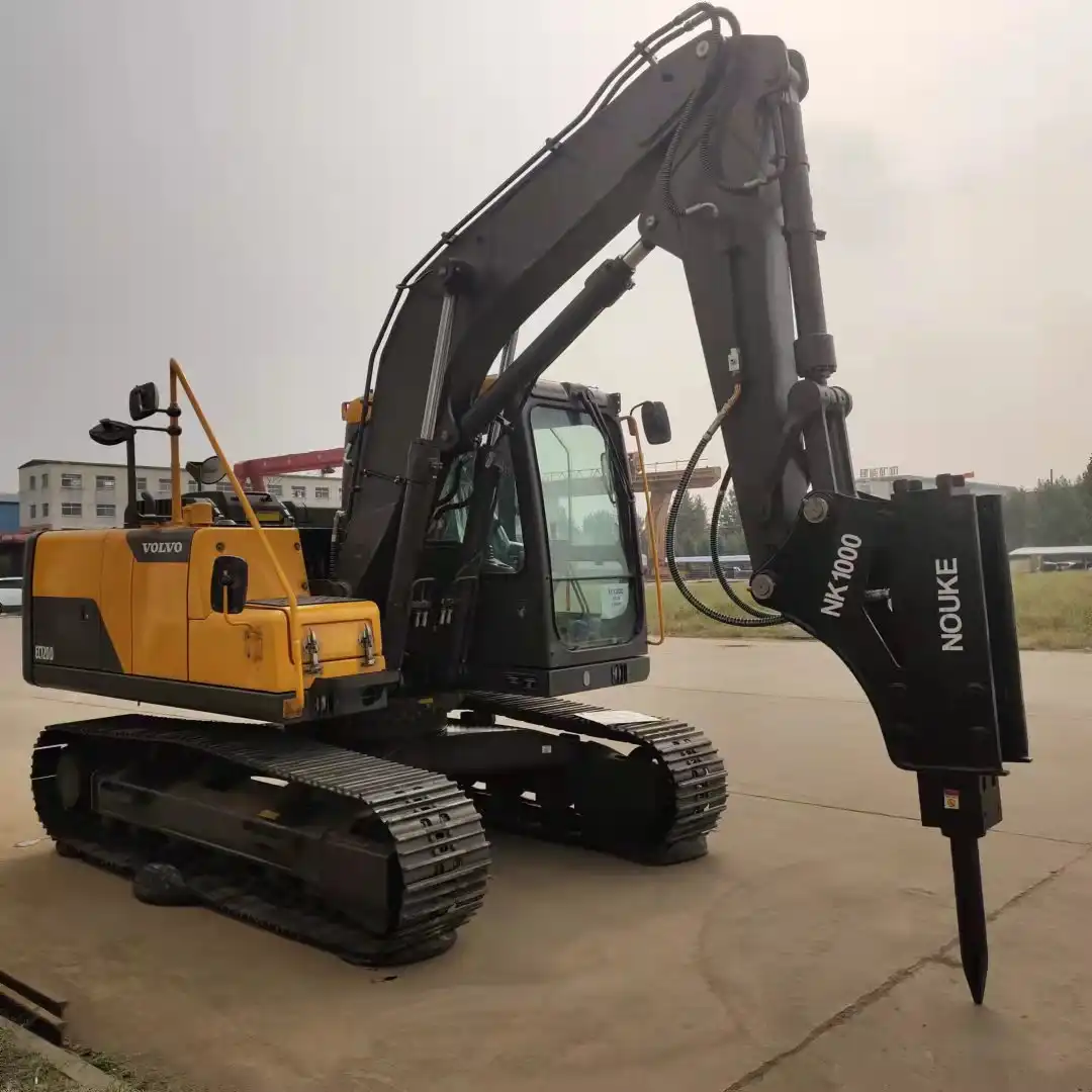 What is the excavator tunnel arm used for?