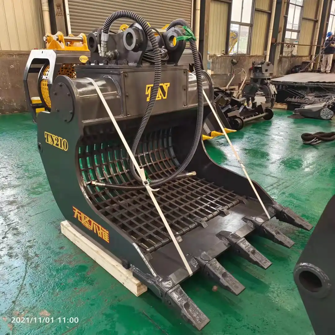 How does an excavator high frequency screening bucket work?