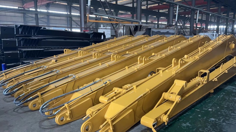 Ekskavatorda uzun qo'lning kuchli roli