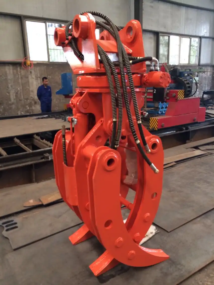 Specific application of excavator wood clamps of different sizes