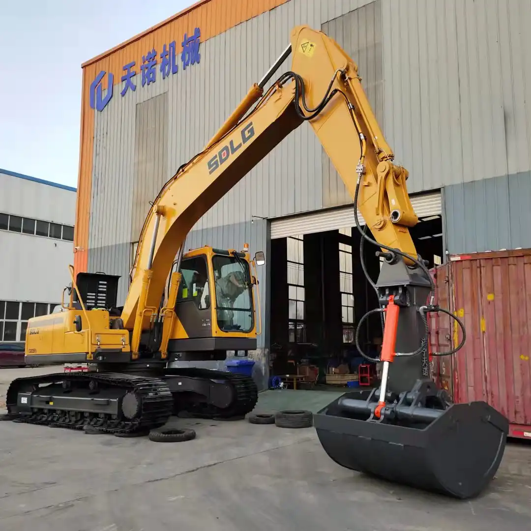 What is a clamshell bucket designed to do?