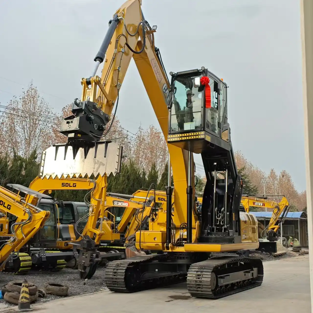 What is the effective lifting height of the excavator?